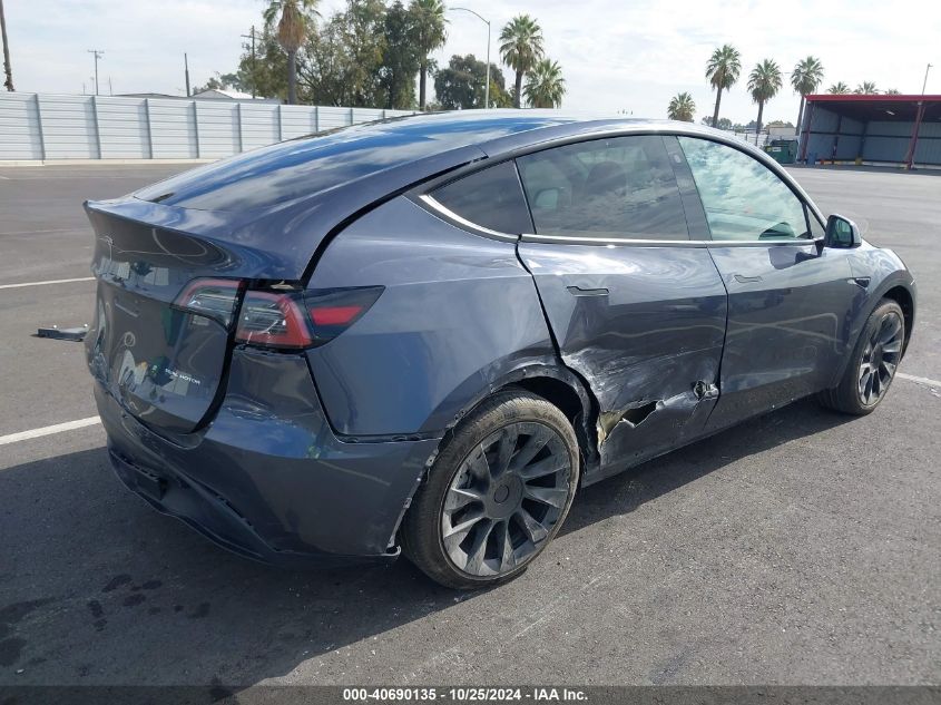 VIN 7SAYGAEE3PF741833 2023 Tesla Model Y, Awd/Long... no.4