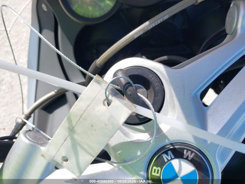 2010 BMW K1300 S VIN: WB105090XAZV93817 Lot: 40690203