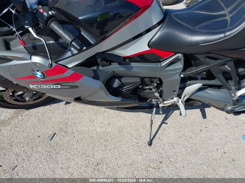 2010 BMW K1300 S VIN: WB105090XAZV93817 Lot: 40690203