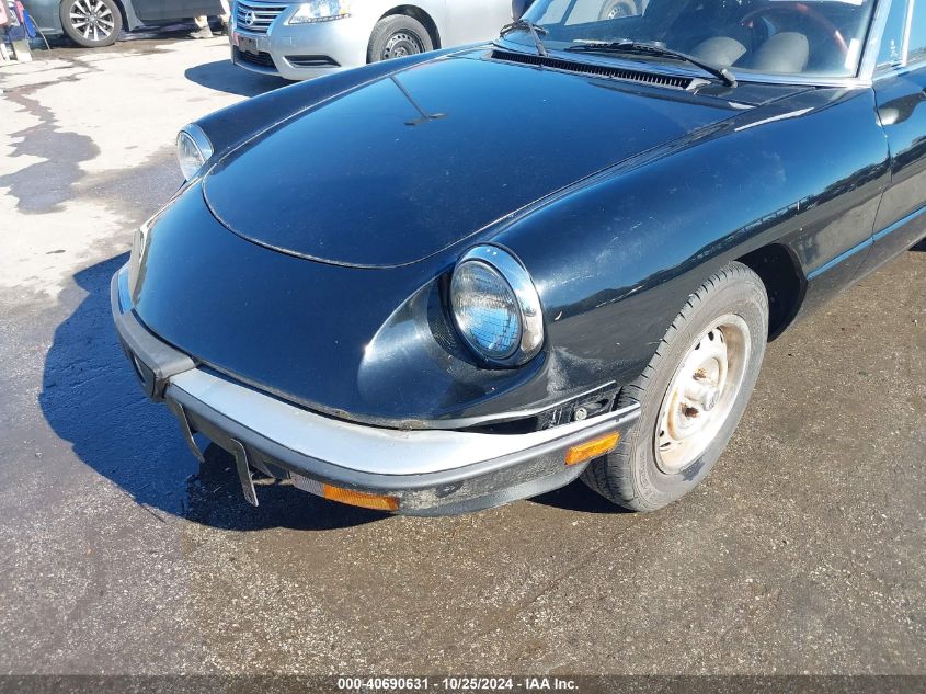 1985 Alfa Romeo Veloce 2000 Spider VIN: ZARBA541XF1023123 Lot: 40690631