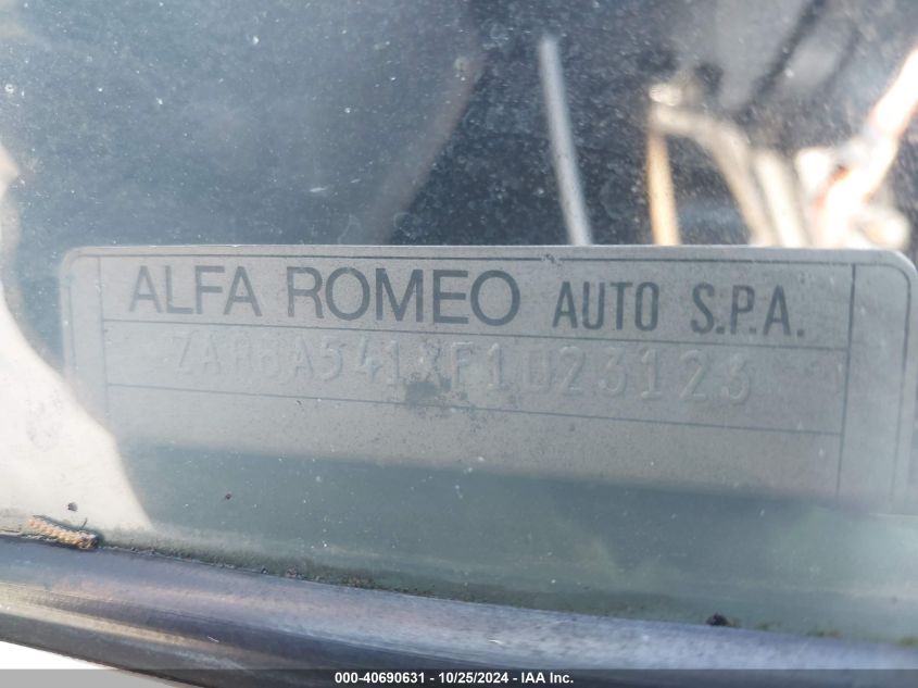 1985 Alfa Romeo Veloce 2000 Spider VIN: ZARBA541XF1023123 Lot: 40690631