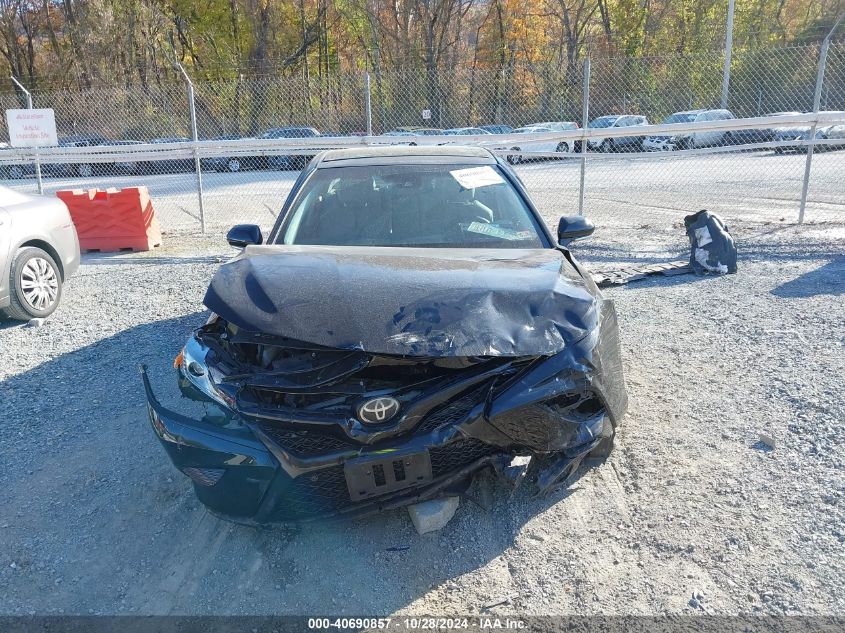 2018 Toyota Camry Xse VIN: 4T1B61HK5JU500437 Lot: 40690857