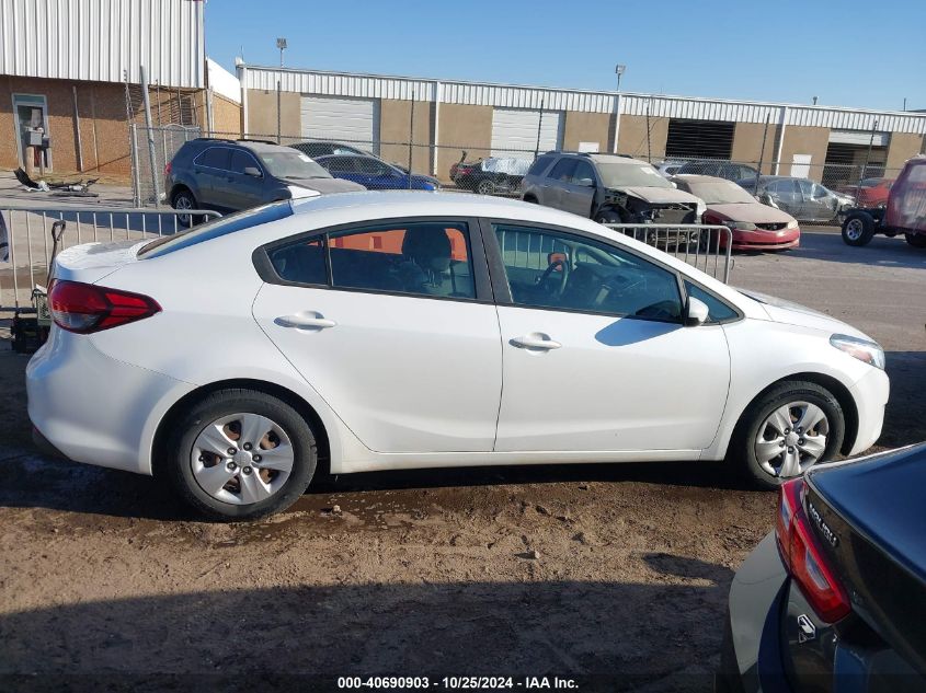 2018 Kia Forte Lx VIN: 3KPFL4A70JE193960 Lot: 40690903