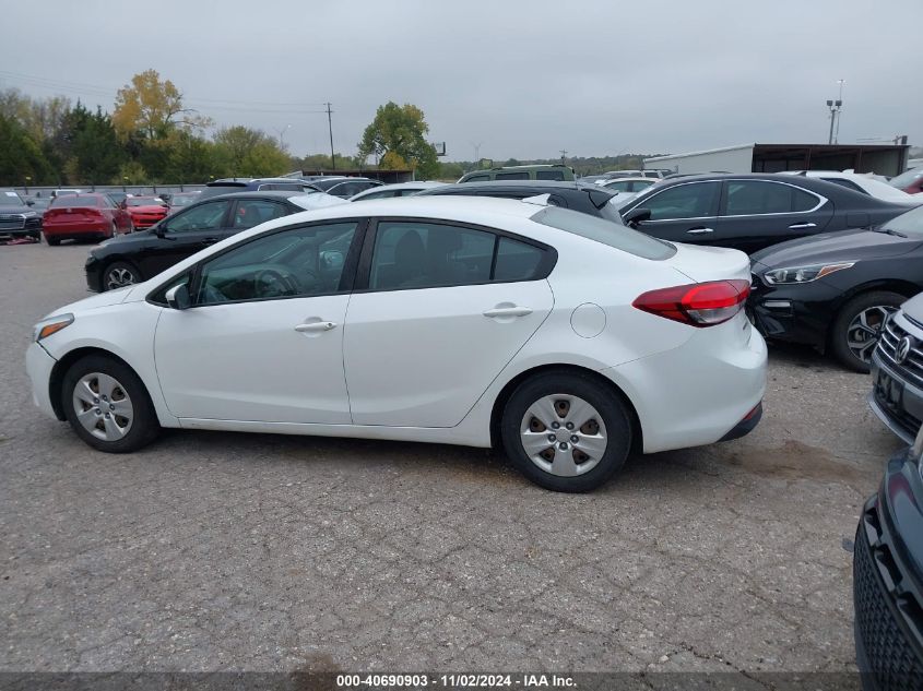 2018 Kia Forte Lx VIN: 3KPFL4A70JE193960 Lot: 40690903