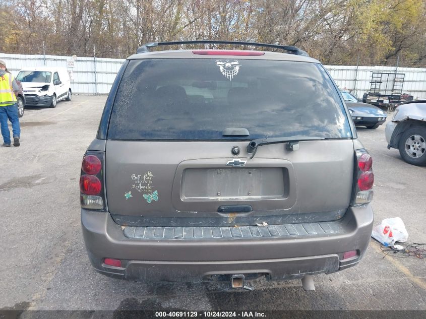 2007 Chevrolet Trailblazer Lt VIN: 1GNDT13S772158160 Lot: 40691129