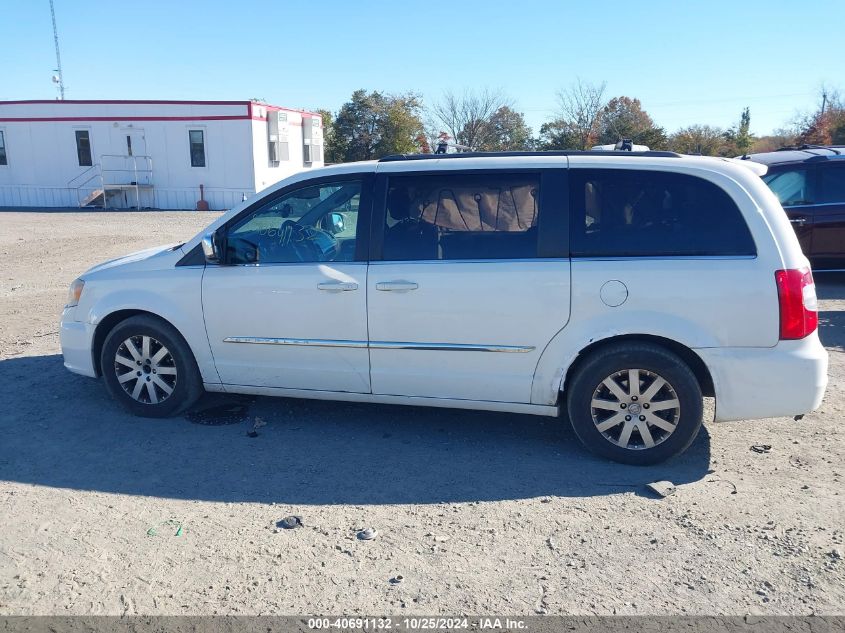 2011 Chrysler Town & Country Touring-L VIN: 2A4RR8DG2BR746357 Lot: 40691132