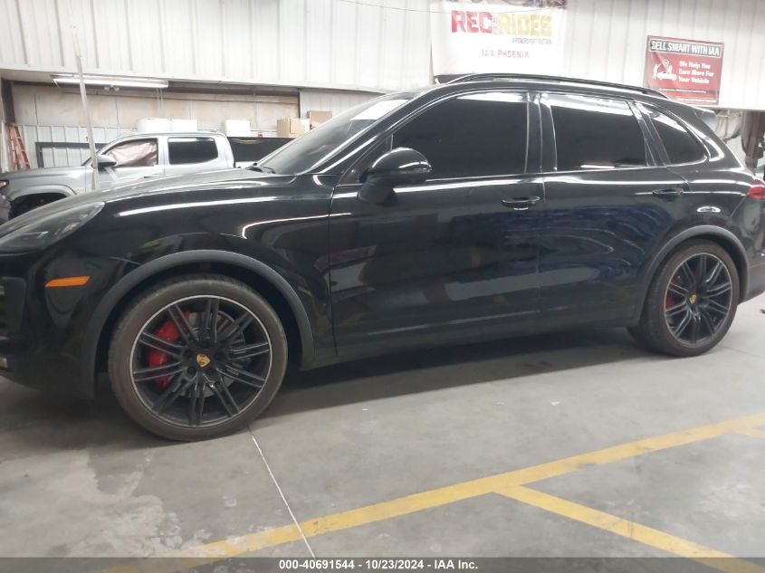 2017 Porsche Cayenne Turbo/Turbo S VIN: WP1AC2A25HLA92982 Lot: 40691544