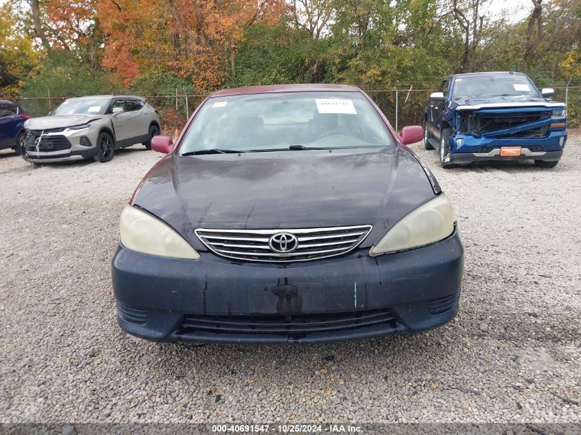 2004 Toyota Camry Xle VIN: 4T1BE32K64U363729 Lot: 40691547