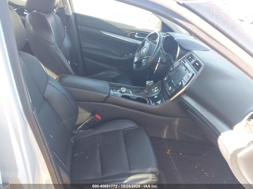 VIN 1N4AA6APXHC439724 2017 NISSAN MAXIMA 3.5 SV