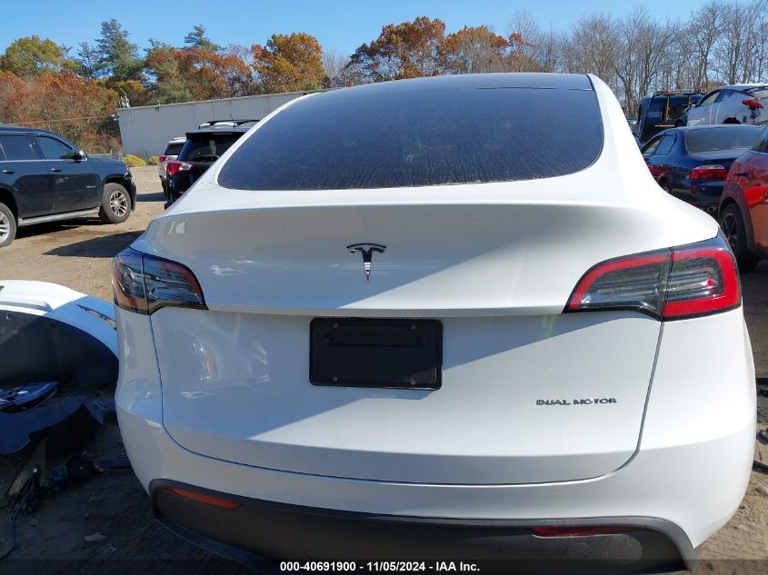 2024 Tesla Model Y Long Range Dual Motor All-Wheel Drive VIN: 7SAYGDEE4RA285178 Lot: 40691900