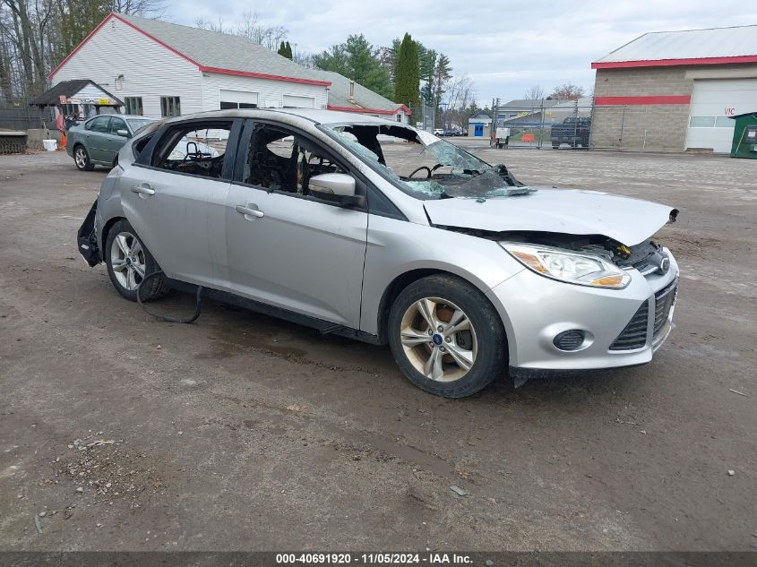 VIN 1FADP3K22EL445932 2014 FORD FOCUS no.1