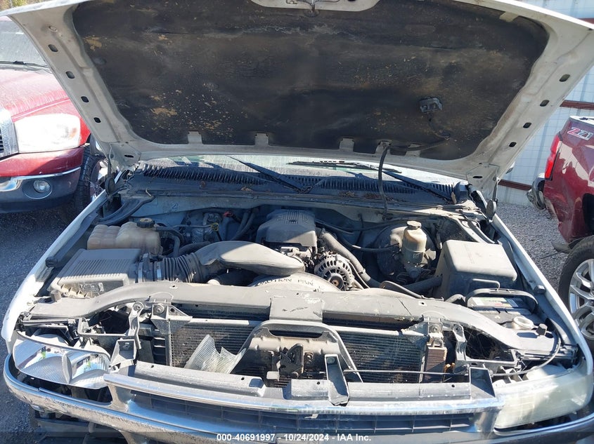 2000 Chevrolet Silverado 1500 Ls VIN: 2GCEC19TXY1239393 Lot: 40691997