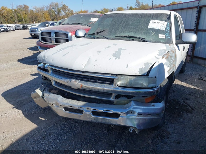 2000 Chevrolet Silverado 1500 Ls VIN: 2GCEC19TXY1239393 Lot: 40691997