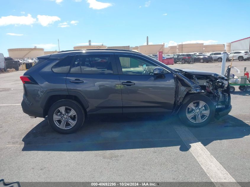 2024 Toyota Rav4 Xle VIN: JTMW1RFV2RJ029084 Lot: 40692295