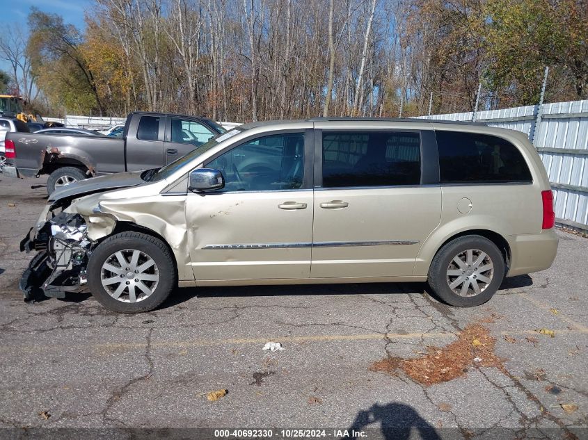 2011 Chrysler Town & Country Touring-L VIN: 2A4RR8DG3BR704957 Lot: 40692330