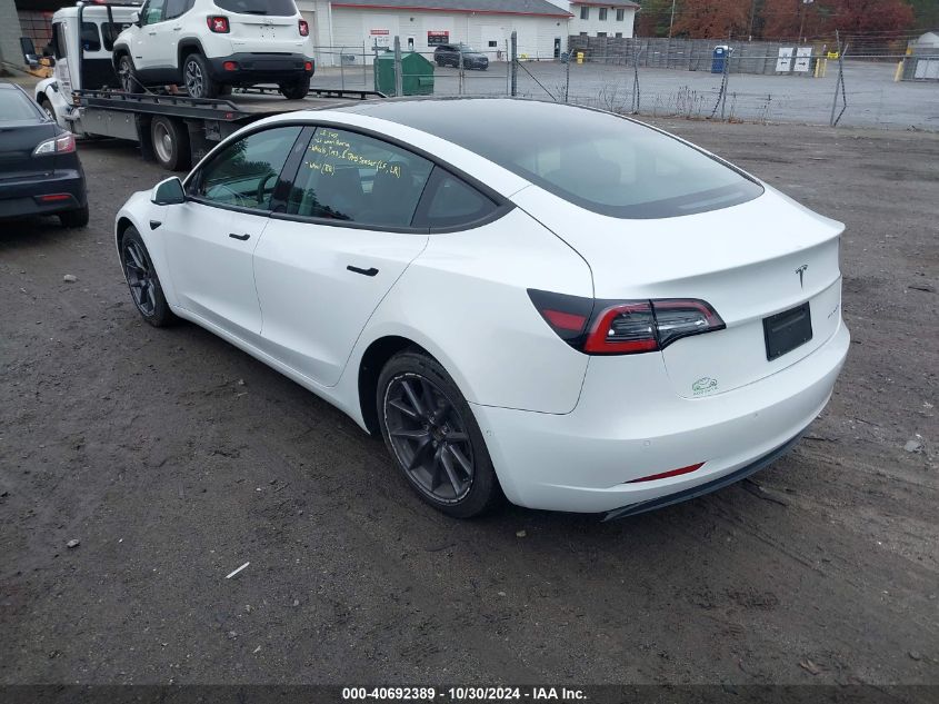 VIN 5YJ3E1EB4NF152435 2022 TESLA MODEL 3 no.3