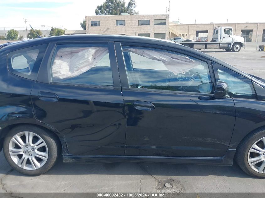 2011 Honda Fit Sport VIN: JHMGE8H5XBC024742 Lot: 40692432