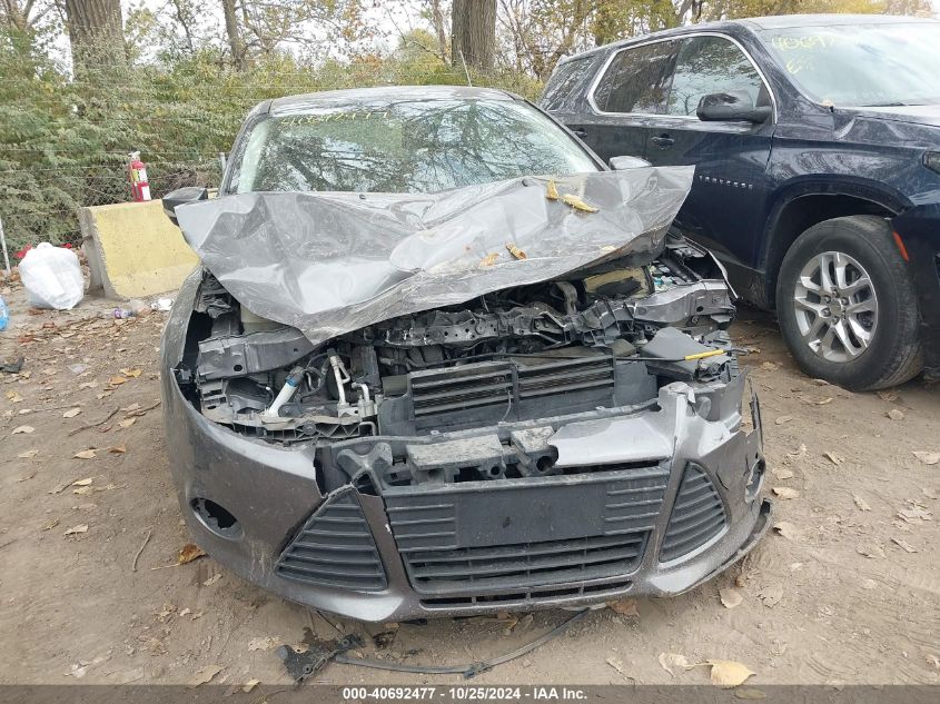 2014 Ford Focus Se VIN: 1FADP3F25EL296152 Lot: 40692477