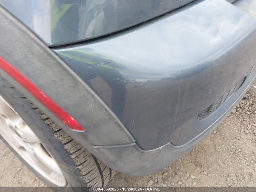 2009 Mini Cooper S VIN: WMWMF735X9TW84905 Lot: 40692825