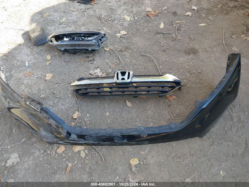 2019 Honda Cr-V Lx VIN: 2HKRW6H37KH200030 Lot: 40692901