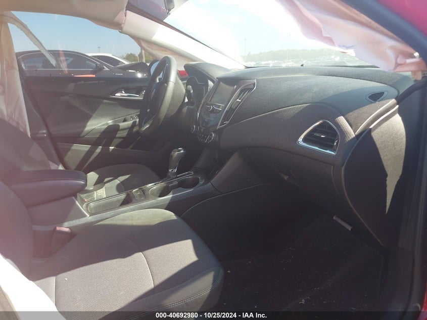 2017 CHEVROLET CRUZE VIN: 1G1BE5SM6H7230726