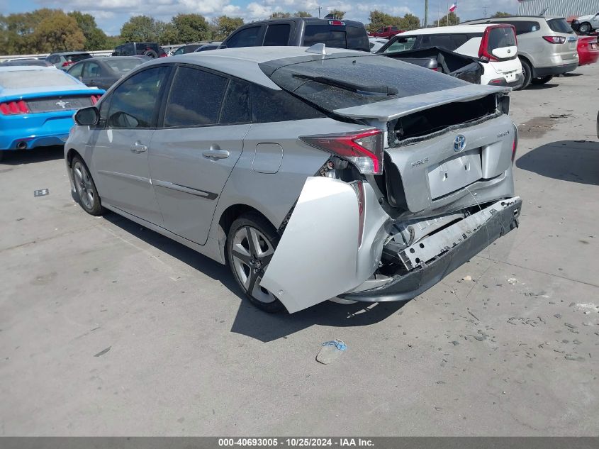 VIN JTDKARFU0J3546642 2018 Toyota Prius, Three Touring no.3