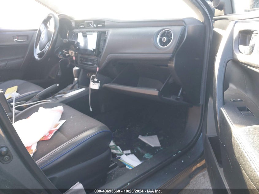 2019 TOYOTA COROLLA SE - 2T1BURHE7KC169197