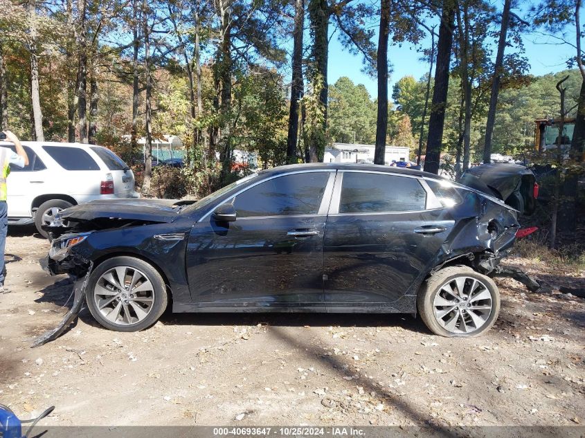 2018 Kia Optima S VIN: 5XXGT4L32JG253033 Lot: 40693647