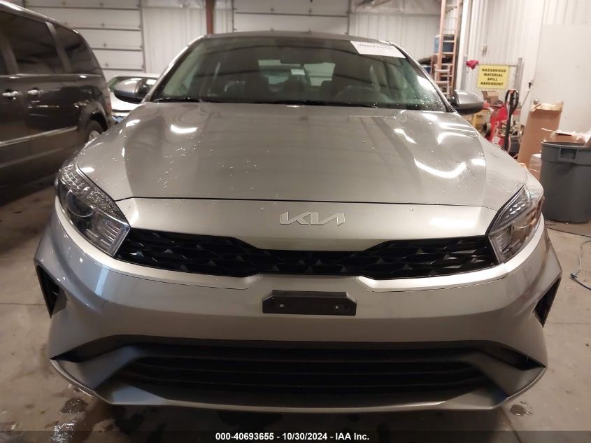 2024 Kia Forte Lxs VIN: 3KPF24AD2RE808643 Lot: 40693655