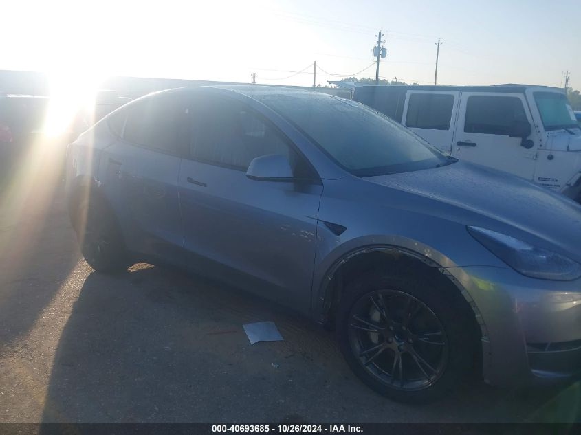 VIN 7SAYGDED6RA301369 2024 Tesla Model Y, Long Rang... no.1