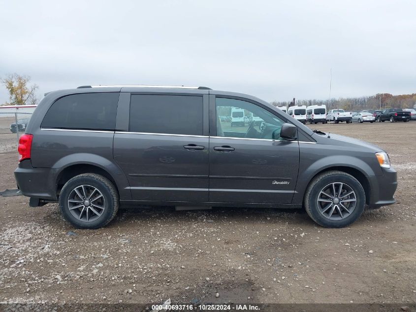 2017 Dodge Grand Caravan Sxt VIN: 2C4RDGCG0HR574032 Lot: 40693716