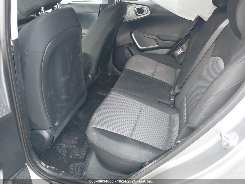 2023 KIA SOUL VIN: KNDJ23AU1P7875901