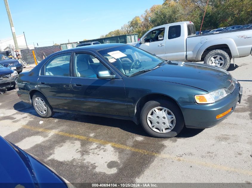 1996 Honda Accord Value VIN: 1HGCD5699TA235744 Lot: 40694104