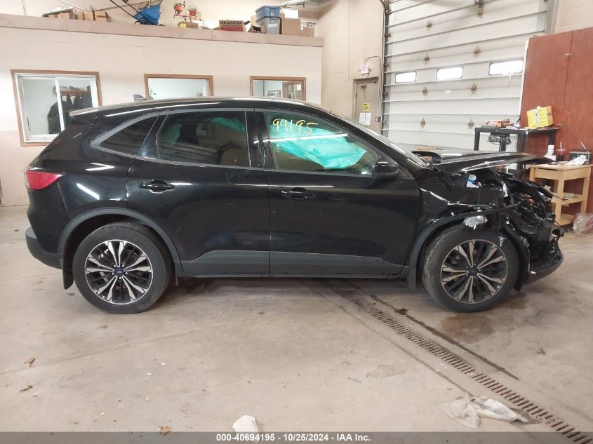 2022 FORD ESCAPE SE - 1FMCU9G61NUB44216