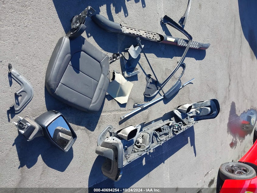 2020 CHEVROLET SILVERADO 1500 4WD  SHORT BED LT TRAIL BOSS - 3GCPYFED8LG396099