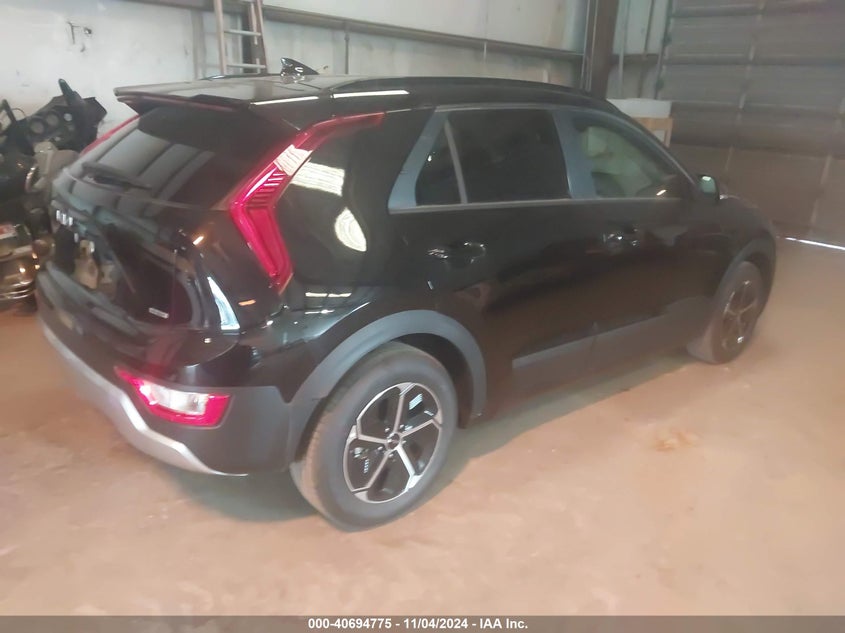 Vin: kndcs3lf1r5209328, lot: 41184099, kia niro plug-in hybrid ex 20244