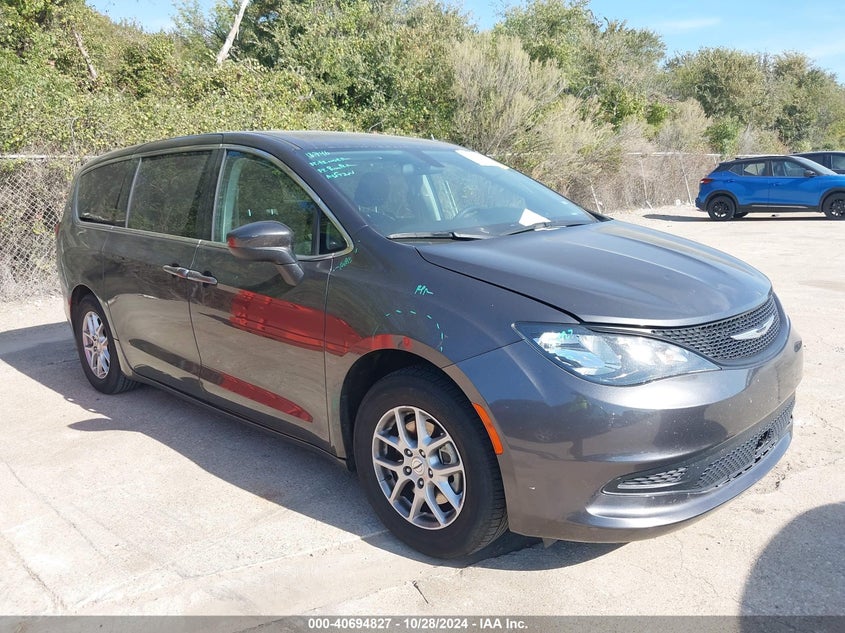 VIN 2C4RC1CG8NR223087 2022 CHRYSLER VOYAGER LX