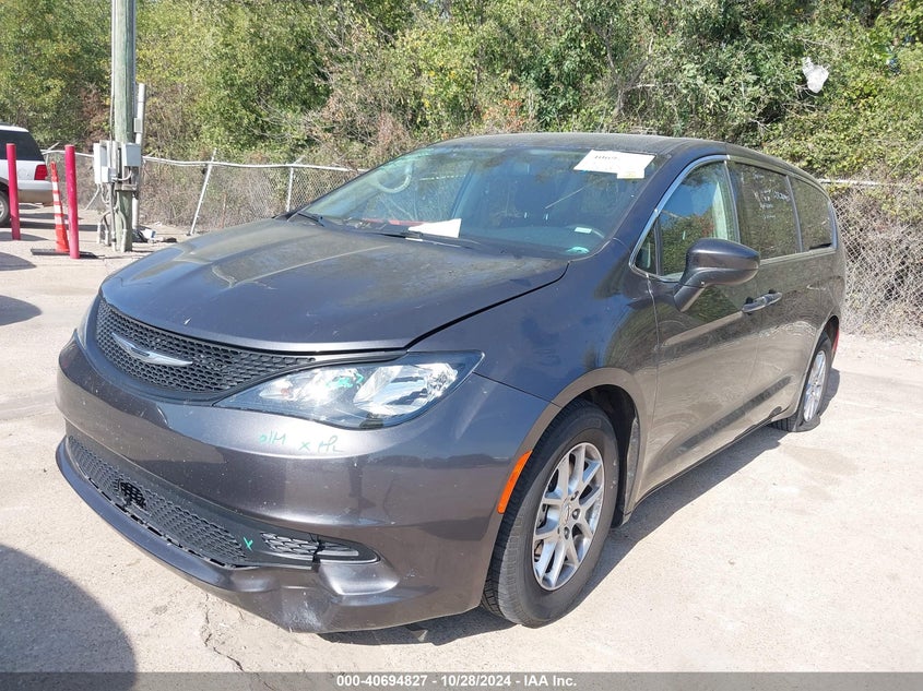 VIN 2C4RC1CG8NR223087 2022 CHRYSLER VOYAGER LX