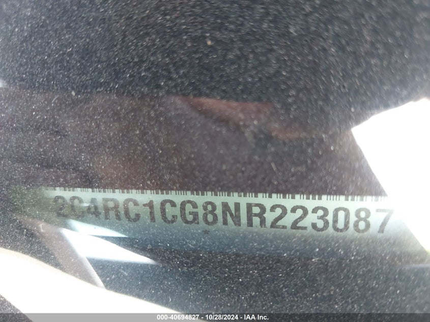 VIN 2C4RC1CG8NR223087 2022 CHRYSLER VOYAGER LX