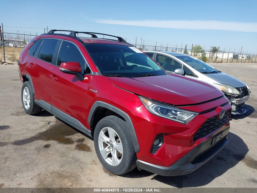 TOYOTA RAV4 HYBRID XLE 2019
