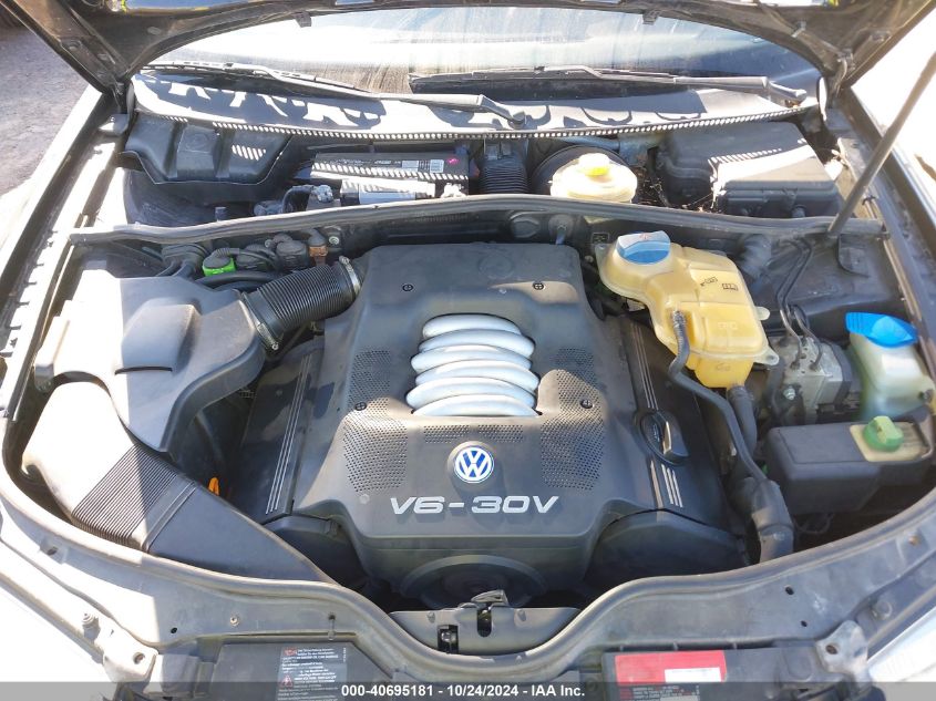 2001 Volkswagen Passat Glx VIN: WVWLH63B51E035756 Lot: 40695181