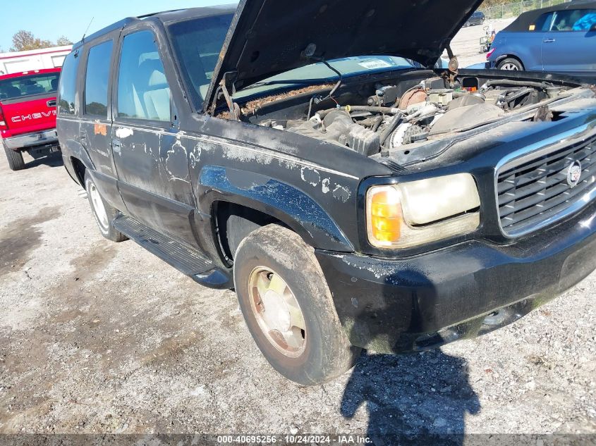 2000 Cadillac Escalade Standard VIN: 1GYEK63R9YR183428 Lot: 40695256