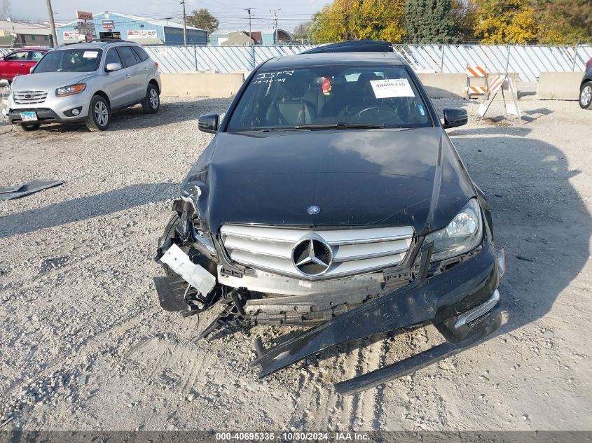 2013 Mercedes-Benz C 300 Luxury 4Matic/Sport 4Matic VIN: WDDGF8AB7DA820707 Lot: 40695335