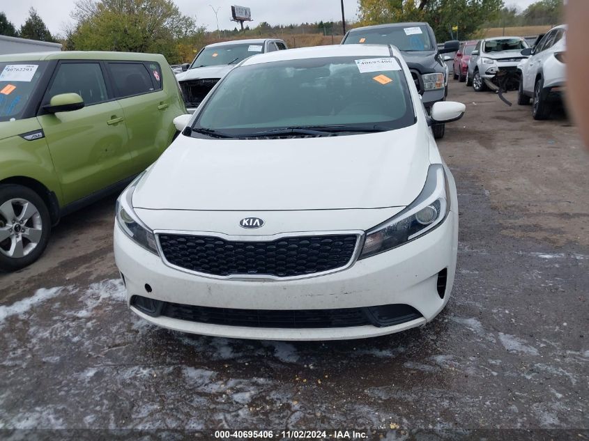 2018 Kia Forte Lx VIN: 3KPFK4A74JE218409 Lot: 40695406