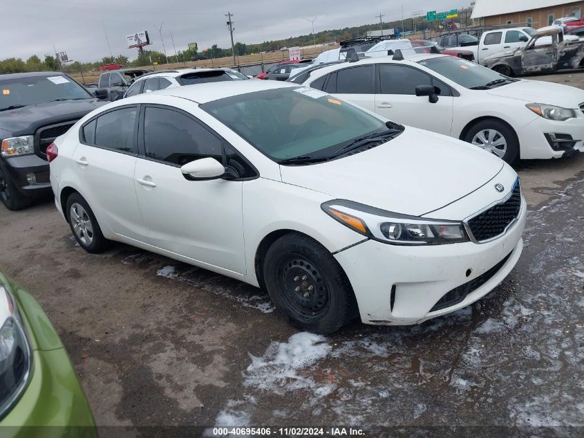 2018 Kia Forte Lx VIN: 3KPFK4A74JE218409 Lot: 40695406