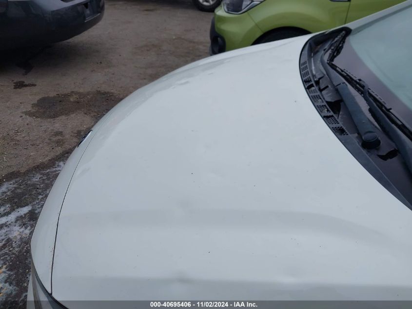 2018 KIA FORTE LX - 3KPFK4A74JE218409