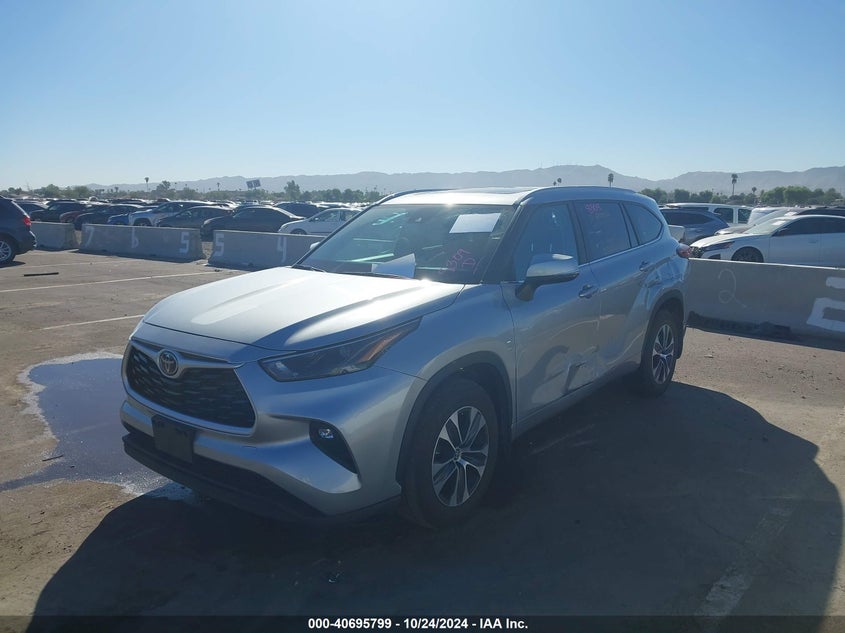 VIN 5TDKDRBHXPS046737 2023 TOYOTA HIGHLANDER XLE