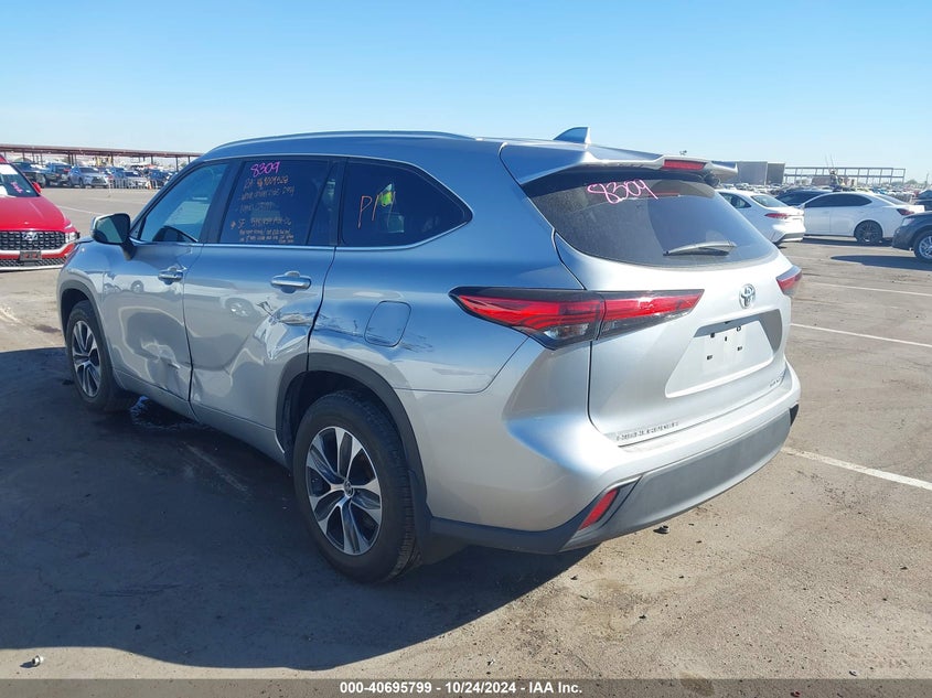 VIN 5TDKDRBHXPS046737 2023 TOYOTA HIGHLANDER XLE