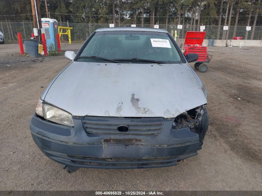 1998 Toyota Camry Le VIN: JT2BG22K2W0184938 Lot: 40695828