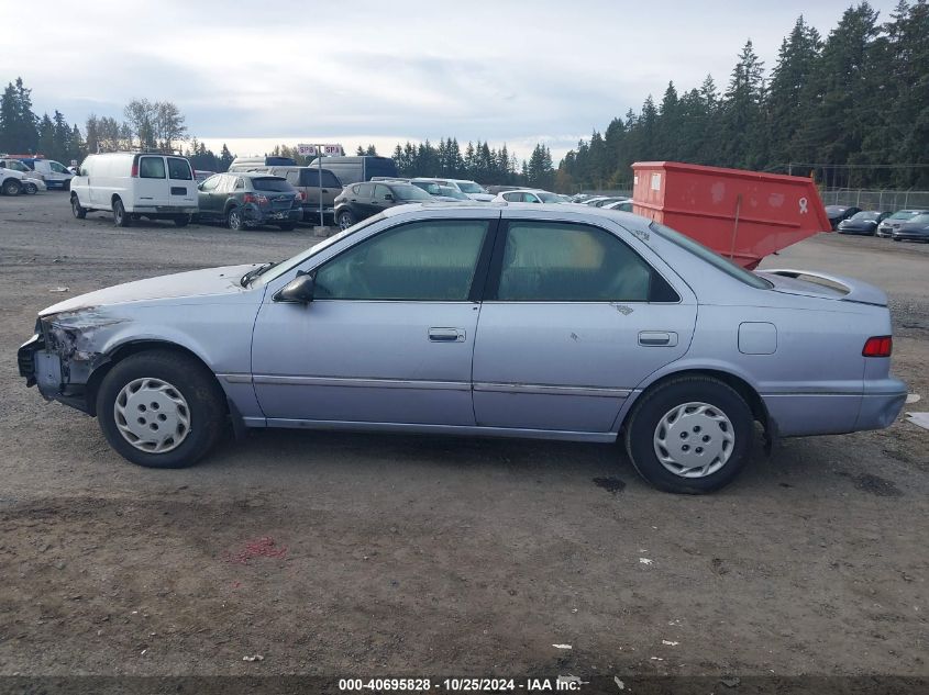 1998 Toyota Camry Le VIN: JT2BG22K2W0184938 Lot: 40695828